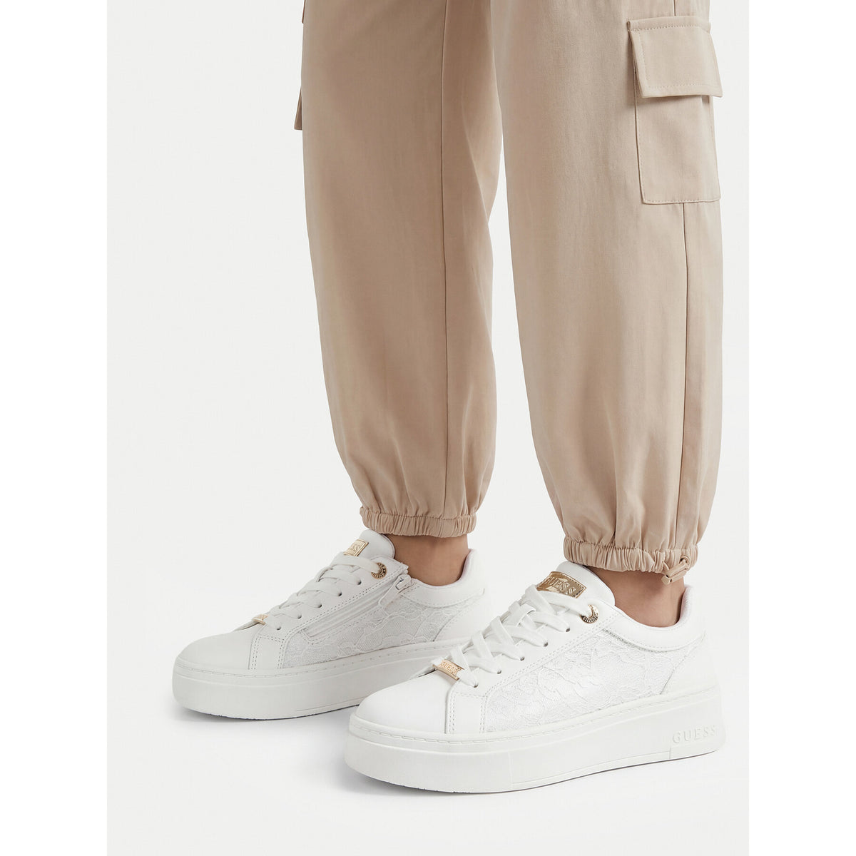 Guess Сникърси CEO-AVO-357-018-1 Бял