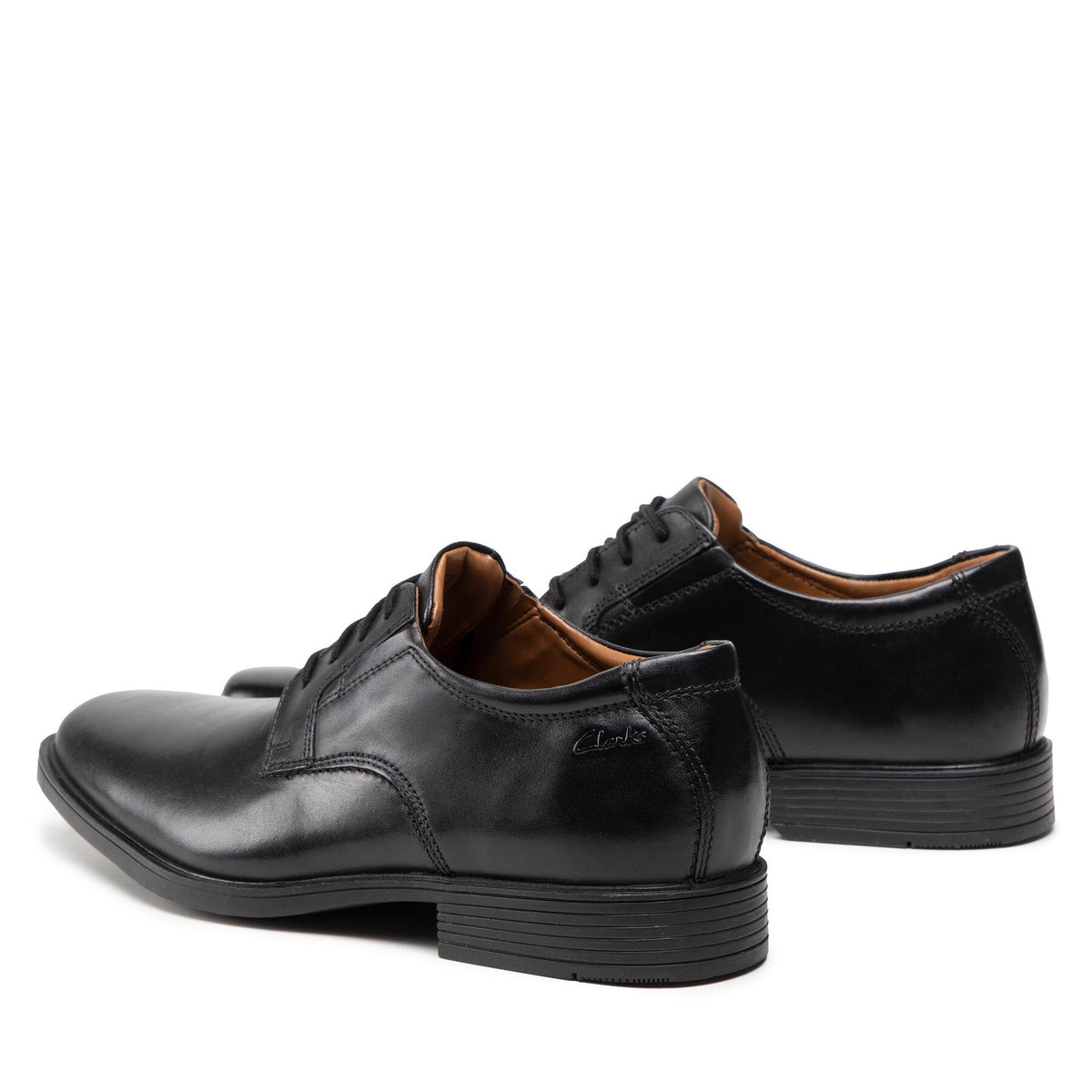 Clarks Обувки Tilden Plain 261103507 Черен