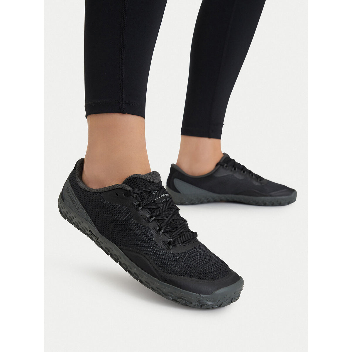 Merrell Сникърси Vapor Glove 7 J00003346 Черен