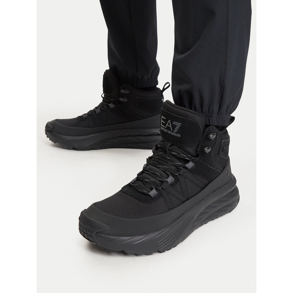 EA7 Emporio Armani Сникърси Stivale 7X000299 AF18450 MZ042 Черен