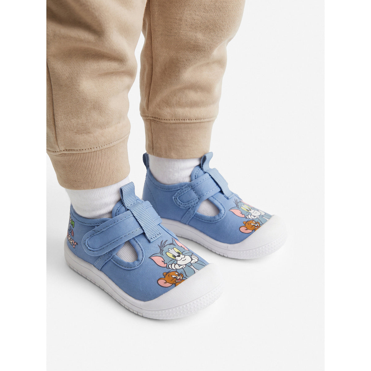 Tom & Jerry Пантофи CEO-NJ-AW26-326WBTJ Светлосин